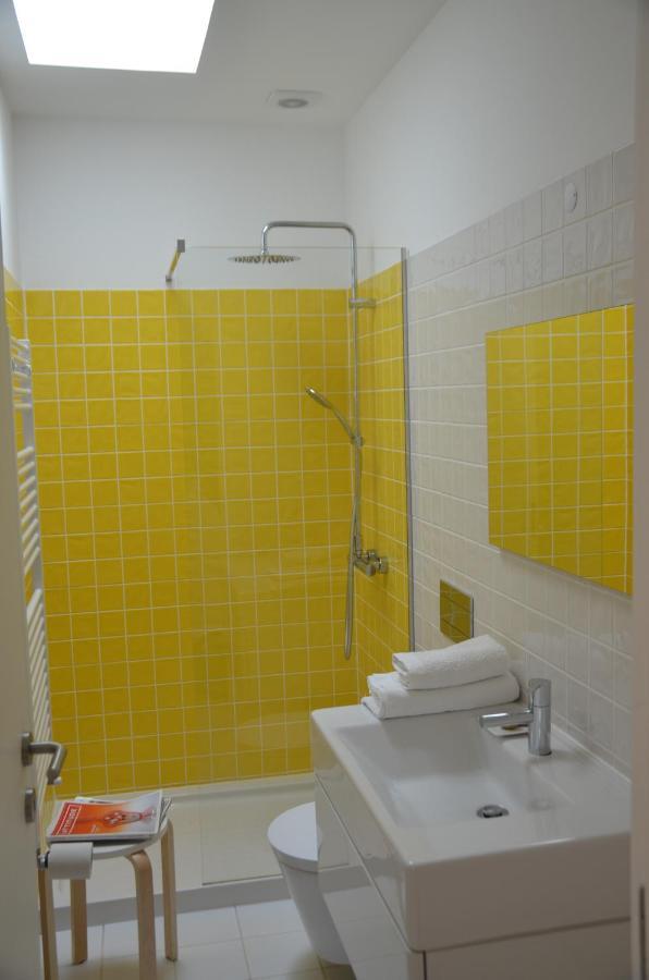 Вилла Jenny And Carmie Town House Виана-ду-Каштелу Экстерьер фото
